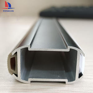 Profilé de placard en aluminium extrudé sur mesure, accessoires de <span class=keywords><strong>penderie</strong></span>, tringle à vêtements suspendue, design moderne, fixation au <span class=keywords><strong>plafond</strong></span> détachable - Product Image 1