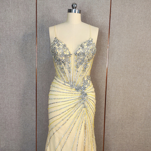 Luxuriöses Gelbes Modisches Elegantes Schlankes <span class=keywords><strong>Maxi</strong></span>-Abendkleid für Damen mit Perlen und Netzstoff - Product Image 5