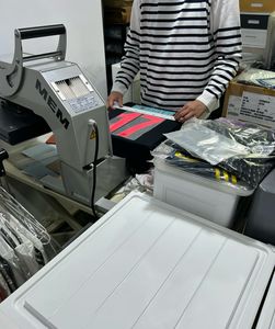 Camiseta de Fútbol Retro de Tailandia <span class=keywords><strong>Real</strong></span> <span class=keywords><strong>Madrid</strong></span> Temporada 17/18, Manga Corta, Personalizable, al por Mayor - Product Image 2