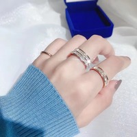 Bague de mariage populaire au design luxueux, 3 couleurs, plaquée or, acier inoxydable, incrustée de cristaux, cadeau pour femme
