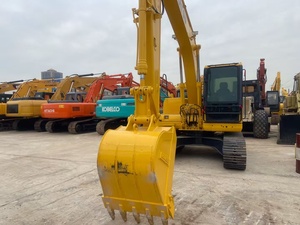 Excavatrice Komatsu Pc130 de 13 tonnes sur chenilles avec godet de 0,64 m³ de capacité, matériel de terrassement d'occasion - Product Image 5