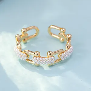 anillo de plástico Suppliers-YR10058-anillos de diseño a la moda para mujer, anillos elegantes chapados en oro de 14k, anillos ajustables de plástico con perlas de tamaño