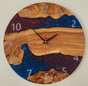 Horloge murale artisanale en résine, élégante, durable, fonctionnelle, stylée et de haute qualité, parfaite pour le salon, la chambre, le bureau, la maison - Product Image 1