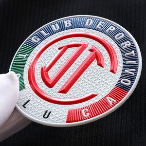 Haute qualité personnalisé Tpu Patch étanche transfert de chaleur Sport équipe Tpu Football côté emblème Badges - Product Image 2