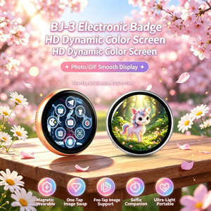 ป้ายอิเล็กทรอนิกส์อัจฉริยะ BJ-3 ขายส่ง ขนาด 1.85 นิ้ว ป้ายดิจิตอลแบบสวมใส่ได้ ป้ายติดกระเป๋าอนิเมะ ป้าย DIY รูปภาพแบบกำหนดเอง ชนิด Type-C E-badge - Product Image 1