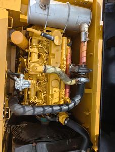 รถขุดตีนตะขาบ Cat 320B และ Cat 320BL มือสอง สำหรับงานพัฒนาเมือง ทำงานได้อย่างมีประสิทธิภาพ ควบคุมและเลี้ยวเลื่อนได้อย่างราบรื่น - Product Image 4