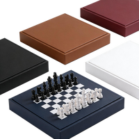 Échiquier de luxe en bois personnalisé en PU de qualité supérieure avec pièces en marbre pour jeu d'échecs extérieur