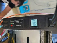 Chine Heavy Duty 8way C13 3way C19 LCD Smart Meter 240V 30A Rack PDU Unité de distribution d'alimentation