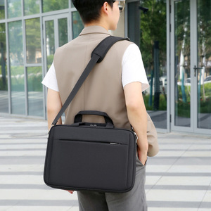 Sac pour ordinateur portable imperméable et léger, sac bandoulière professionnel, sac de voyage durable en Oxford, grande capacité, logo personnalisé, mallette élégante - Product Image 6