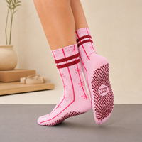 Chaussettes de yoga antidérapantes pour femmes, de qualité supérieure, avec logo personnalisé, pour la salle de sport, le trampoline et le pilates, en coton