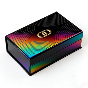 Boîte à parfum à fermeture magnétique en feuille d'or avec logo imprimé UV quadricolore et marquage à chaud pour applications cadeaux et artisanat - Product Image 2