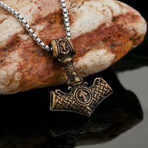 Yunnique – collier avec pendentif marteau de Thor Viking en acier inoxydable, couleur Bronze, chaîne de 60cm, bijoux à la mode pour hommes, cadeau - Product Image 1