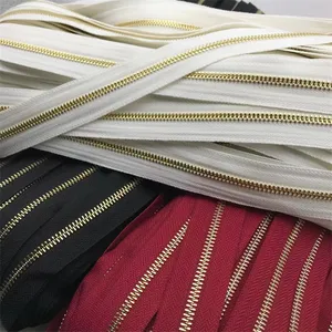 Grosir Pita Warna Logam No.5 Nilon Panjang Ritsleting Gulung Pakaian Ritsleting Plastik Ritsleting Emas Mawar Kustom untuk Tas Tangan