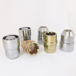 Set kunci mur Hub roda baja karbon, Set 4 + 2 buah kunci mur baru Universal - Product Image 6