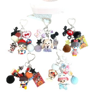 Porte-clés en plastique en gros, figurine de dessin animé mignonne, pendentif poupée Kawaii, breloque de sac, chaîne de porte-clés de voiture pour femmes et filles - Product Image 5