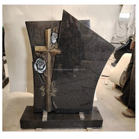 Pierre tombale antique en granit sculpté de conception moderne avec une rose pour les cimetières, les tombes et les monuments