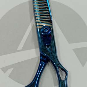 Ciseaux à effiler les cheveux en acier inoxydable avec revêtement bleu titane, dents affûtées pour usage professionnel en salon - Product Image 4