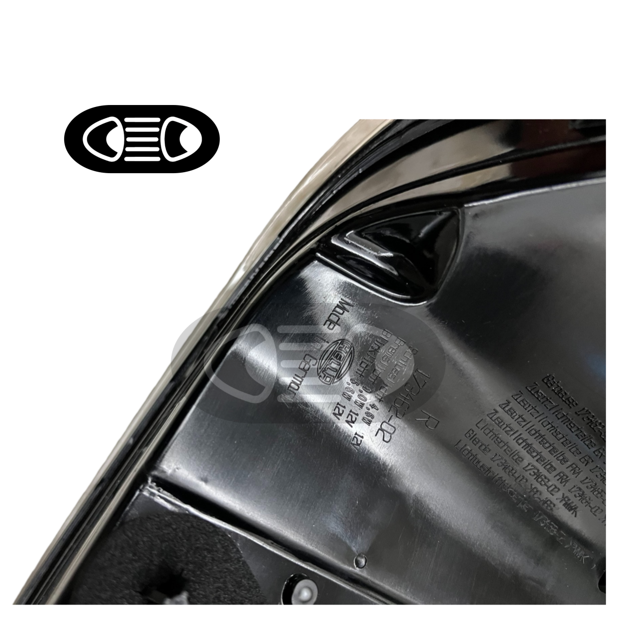 BMW 5シリーズF10/F18用テールライト（1セット）純正中古部品、状態