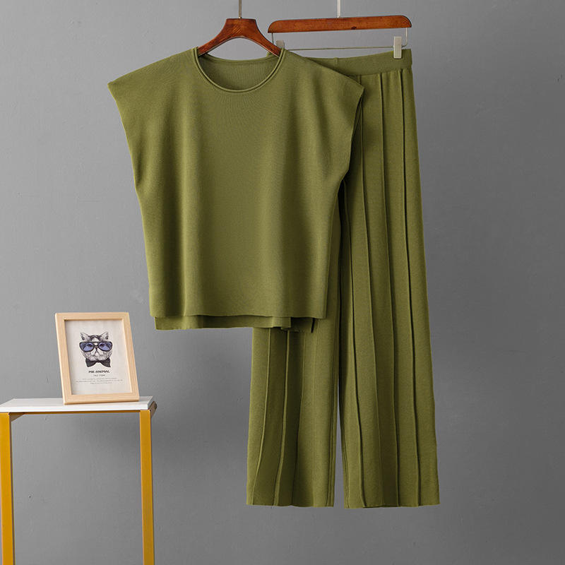 สีเขียวเข้ม