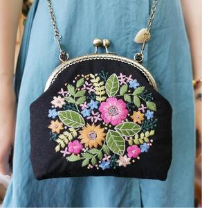 Kit Fai-da-Te per Ricamo a Nastro di Fiori su Borsa a Catena, Lavoro a Maglia per Principianti, Kit <span class=keywords><strong>Punto</strong></span> <span class=keywords><strong>Croce</strong></span> per Portafoglio - Product Image 3