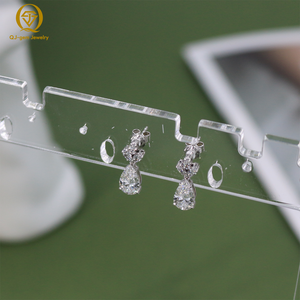 Boucles d'oreilles tendance très prisées, forme poire, diverses tailles/formes, diamant de laboratoire de haute qualité certifié IGI, 14K, personnalisables pour usage quotidien - Product Image 4