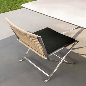 Silla de Ratán para Exteriores con Estructura de Aluminio, Muebles de Jardín Minimalistas, Diseño Plegable para Patio o Cafetería - Product Image 1