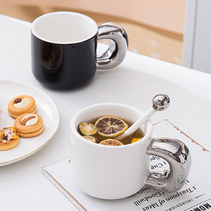 Tasse à café en porcelaine de luxe créative avec anse plaquée argent, 380 ml (12 oz), pour petit-déjeuner, lait ou café, avec fouet intégré - Product Image 4