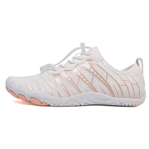 Chaussures de course de randonnée et de fond imperméables pour hommes et femmes, antidérapantes, design pieds nus, semelles intérieures en caoutchouc souple en maille EVA, chaussures d'eau - Product Image 1