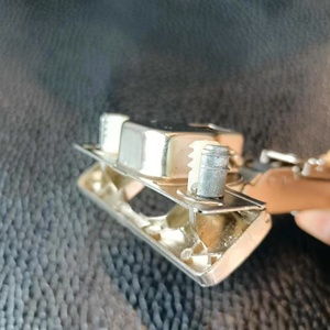 <span class=keywords><strong>INSERTA</strong></span> Bisagra Oculta de Acero Niquelado con Cierre Suave y Ajuste 3D para Puertas de Muebles y Armarios - Product Image 6