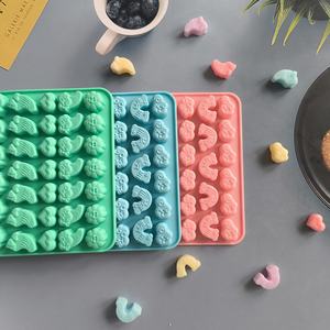 64 Gaten Mini Cartoon Snoepvorm Siliconen Chocolade Gummie Schimmel Regenboogwolk Rups Gevormde Koekwas Blokvorm - Product Image 3