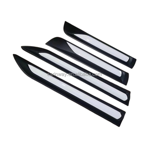 Embellecedor de puerta de coche blanco, Panel de moldura de carrocería de puerta, Placa de protección de puerta, piezas de carrocería, accesorios de coche para Hilux Revo Rocco 2021 - Product Image 3