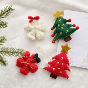 Petites béquilles en feutre de laine pour la décoration d'arbres DIY, accessoires élégants pour la Noël et pendentifs décoratifs - Product Image 2