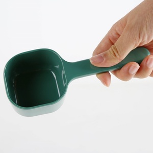 Cuillère à nourriture pour animaux de compagnie, en plastique léger, couleur unie, design carré, pour distributeur de nourriture pour chat et chien, organisateur de rangement de cuisine - Product Image 2