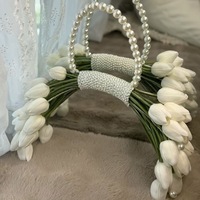 L-R077 Nouvelle tendance Bouquet de mariée artificiel en tulipes et lys calla, bouquet à main orné de perles pour mariage, fiançailles et séance photo