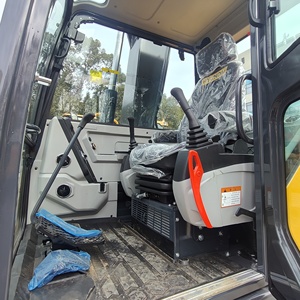 Excavadora Hyundai HX80G de 8 Toneladas con Cucharón de Excavación de 0.4m³ de Capacidad, Bajo Precio, Pocas Horas de Trabajo, Equipo Miniexcavador Usado - Product Image 6