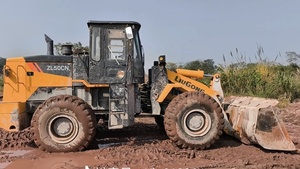 Cargadora de Ruedas ZL500N de 6 Toneladas, Equipo de Construcción Usado, Modelo 2020, Motor Cummins, Bomba Hidráulica MOOG - Product Image 4