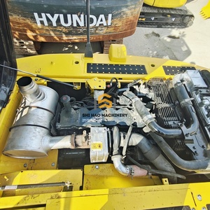 Excavadora de cadenas Komatsu PC210LC usada, 90% nueva, modelo 2020, en excelentes condiciones, con motor, bomba de engranajes y rodamientos, en venta. - Product Image 3