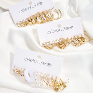 Europe and the United States <b>cross</b>-border new personality metal twist chain spiral ear <b>ring</b> imitation pearl earrings set - Product Image 3