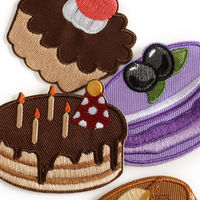 Autocollant brodé à thème alimentaire en promotion : crème glacée, cupcake, beignet, biscuits, chocolat, gâteau, bonbons