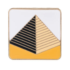 Badge et emblème personnalisés en fer plaqué or sur le thème de la croix pour la décoration de la maison, la publicité, les cadeaux de vacances - Product Image 5