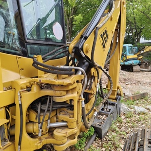 Chargeuse-pelleteuse multifonctionnelle 4x4 JCB 4CX neuve de marque Yikun pour travaux de construction et de terrassement - Product Image 2