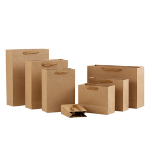KAKA Bulk Mini piccolo regalo premio per il trasporto di carta Kraft borse per il commercio al dettaglio del profumo degli uomini su misura con il logo - Product Image 3