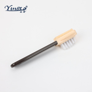 Brosse à chaussures Yinste, poils en nylon, manche en plastique, pour le nettoyage du daim et du cuir de cerf - Product Image 1