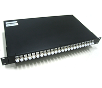 Multiplexeur compact de division de longueur d'onde grossière CWDM