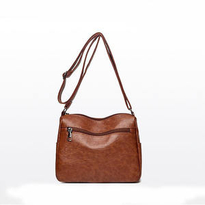 Sac à bandoulière pour femme tendance avec fermeture éclair et chaînes décoratives, grande capacité, en cuir - Product Image 3