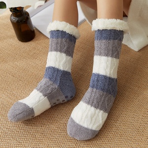 Delle ragazze delle signore Ha Lavorato A Maglia di Inverno Caldo <span class=keywords><strong>pile</strong></span> Foderato Piano Casa <span class=keywords><strong>Calze</strong></span> spesse <span class=keywords><strong>Calze</strong></span> Slipper <span class=keywords><strong>Con</strong></span> Anti-Grip antiscivolo - Product Image 5