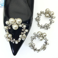 Accessoires de chaussures pour femmes à la mode Clips de chaussures ronds en perles pour décorations de chaussures de mariée