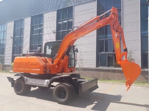 Excavadora de Ruedas CDM6210W con Repuestos - Product Image 5