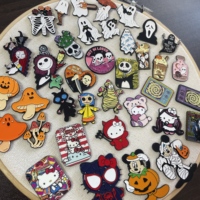 Prix d'usine, haute qualité, en gros, épingles de chapeau et épingles de revers en métal émaillé aléatoire, bijoux broches gothiques d'Halloween