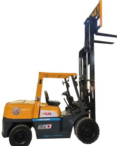 Carretilla elevadora de combustión interna diésel TCM de 5 toneladas, máquina de patio japonesa usada limpia de 4,5 m, precio bajo, carretilla elevadora de 5 toneladas y 10 toneladas a la venta - Product Image 1